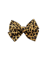 Load image into Gallery viewer, Leopard Knotted Hair Bow