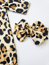 Load image into Gallery viewer, Leopard Newborn Gown Coming Home Outfit Girl - Adassa Rose