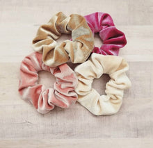 Load image into Gallery viewer, Luxe Velvet Scrunchie Set